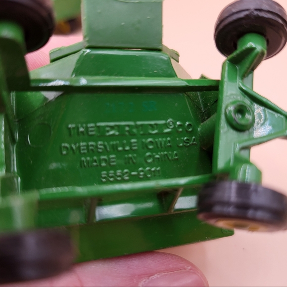 3 Ertl John Deere Wagon Lot 2" Diecast Toys Gravity Wagon - Picture 3 of 3